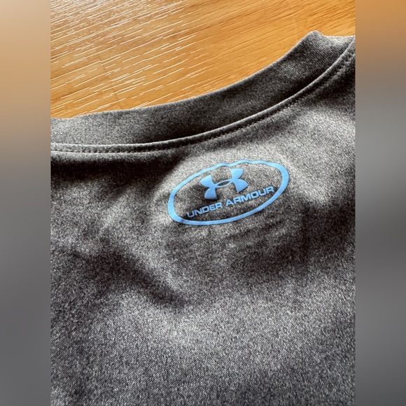 Boys Under Armour Performance Graphic Tee - Picture 4 of 4